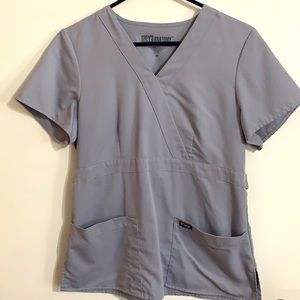 Barco Grey’s Anatomy Scrub Top || Style: Riley || Condition: Like New